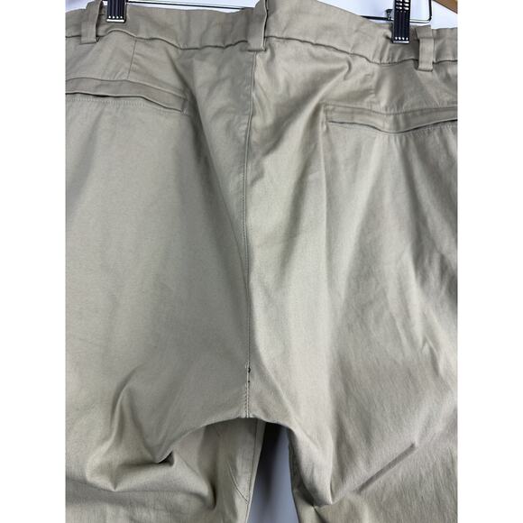 *Flawed Lululemon Commission Classic Pant Men's Size 38 Beige Golf Casual Pants - Picture 16 of 16